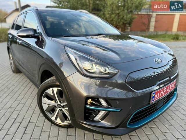 Киа Niro 2021 в Бердичеве на Automoto.ua Серый Киа Niro, объемом двигателя 0 л и пробегом 82 тыс. км за 19250 $, фото 4 на Automoto.ua