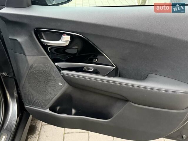 Серый Киа Niro, объемом двигателя 0 л и пробегом 47 тыс. км за 23890 $, фото 21 на Automoto.ua