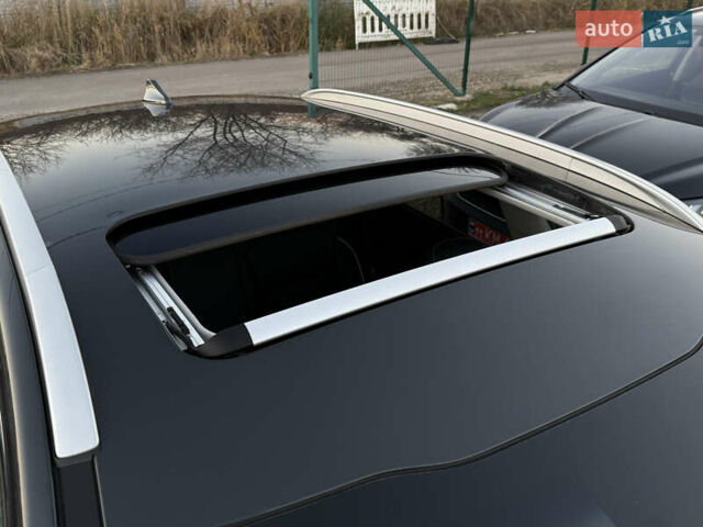 Серый Киа Niro, объемом двигателя 0 л и пробегом 82 тыс. км за 22900 $, фото 3 на Automoto.ua