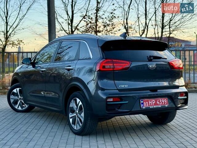 Киа Niro 2021 в Бердичеве на Automoto.ua Серый Киа Niro, объемом двигателя 0 л и пробегом 82 тыс. км за 19250 $, фото 11 на Automoto.ua