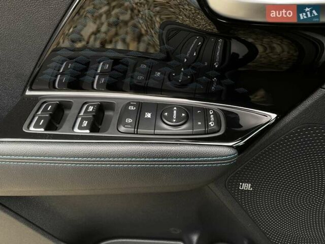 Сірий Кіа Niro, об'ємом двигуна 0 л та пробігом 86 тис. км за 23400 $, фото 33 на Automoto.ua