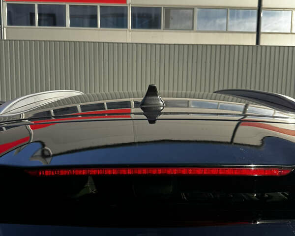 Серый Киа Niro, объемом двигателя 0 л и пробегом 86 тыс. км за 23400 $, фото 73 на Automoto.ua