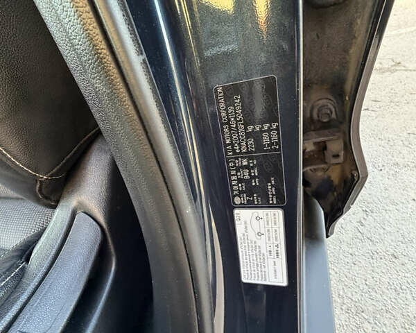 Серый Киа Niro, объемом двигателя 0 л и пробегом 157 тыс. км за 18350 $, фото 29 на Automoto.ua