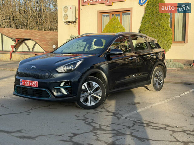 Серый Киа Niro, объемом двигателя 0 л и пробегом 157 тыс. км за 18350 $, фото 7 на Automoto.ua