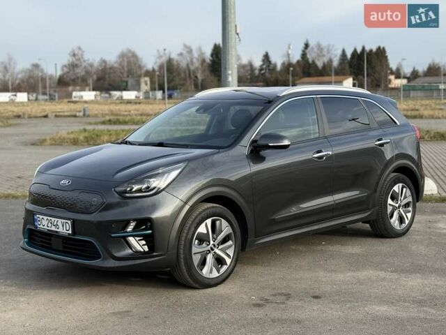 Сірий Кіа Niro, об'ємом двигуна 0 л та пробігом 88 тис. км за 21700 $, фото 6 на Automoto.ua