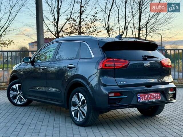 Киа Niro 2021 в Бердичеве на Automoto.ua Серый Киа Niro, объемом двигателя 0 л и пробегом 82 тыс. км за 19250 $, фото 12 на Automoto.ua