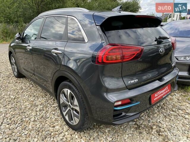 Серый Киа Niro, объемом двигателя 0 л и пробегом 67 тыс. км за 23400 $, фото 17 на Automoto.ua
