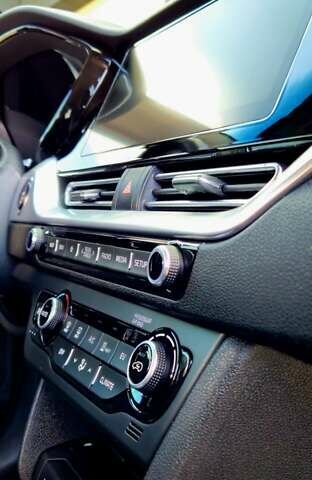 Серый Киа Niro, объемом двигателя 0 л и пробегом 32 тыс. км за 23500 $, фото 37 на Automoto.ua