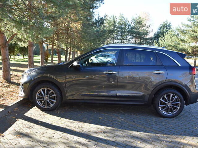 Сірий Кіа Niro, об'ємом двигуна 0 л та пробігом 99 тис. км за 22880 $, фото 13 на Automoto.ua