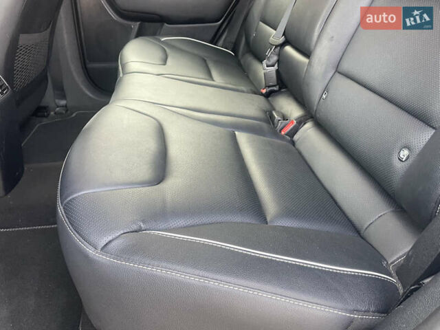 Сірий Кіа Niro, об'ємом двигуна 0 л та пробігом 140 тис. км за 18500 $, фото 25 на Automoto.ua