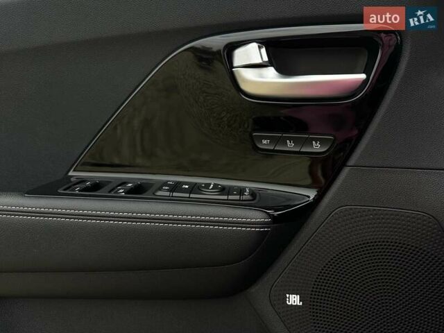Серый Киа Niro, объемом двигателя 0 л и пробегом 62 тыс. км за 23600 $, фото 34 на Automoto.ua