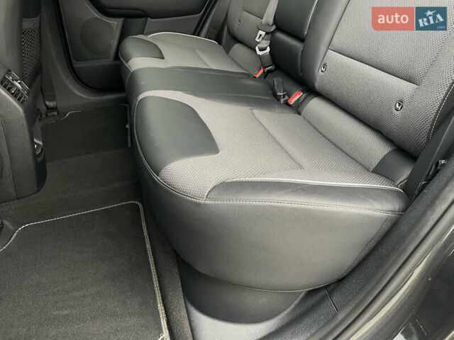 Сірий Кіа Niro, об'ємом двигуна 0 л та пробігом 52 тис. км за 22999 $, фото 28 на Automoto.ua