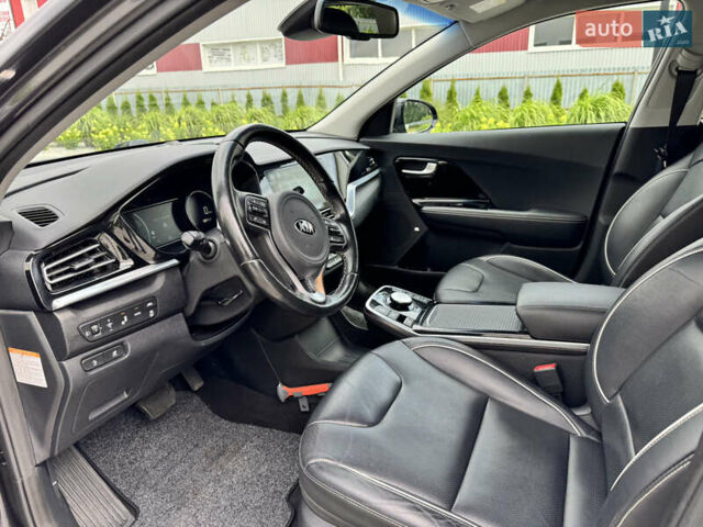 Серый Киа Niro, объемом двигателя 0 л и пробегом 137 тыс. км за 19500 $, фото 8 на Automoto.ua