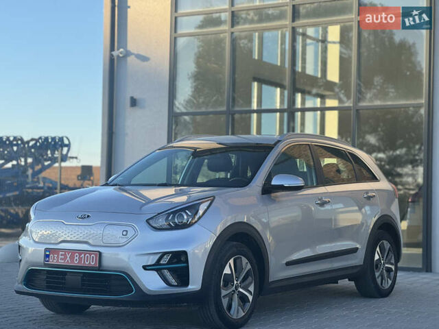 Серый Киа Niro, объемом двигателя 0 л и пробегом 139 тыс. км за 17999 $, фото 8 на Automoto.ua