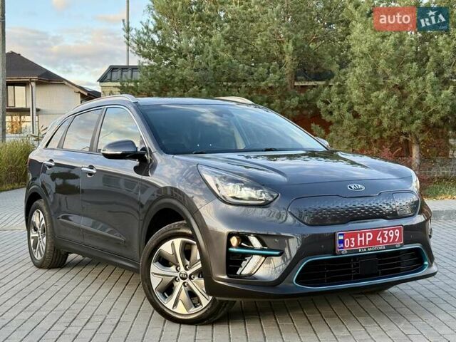 Киа Niro 2021 в Бердичеве на Automoto.ua Серый Киа Niro, объемом двигателя 0 л и пробегом 82 тыс. км за 19250 $, фото 1 на Automoto.ua