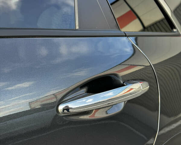 Серый Киа Niro, объемом двигателя 0 л и пробегом 86 тыс. км за 23400 $, фото 37 на Automoto.ua