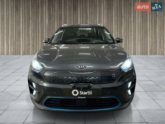 Серый Киа Niro, объемом двигателя 0 л и пробегом 98 тыс. км за 16400 $, фото 1 на Automoto.ua