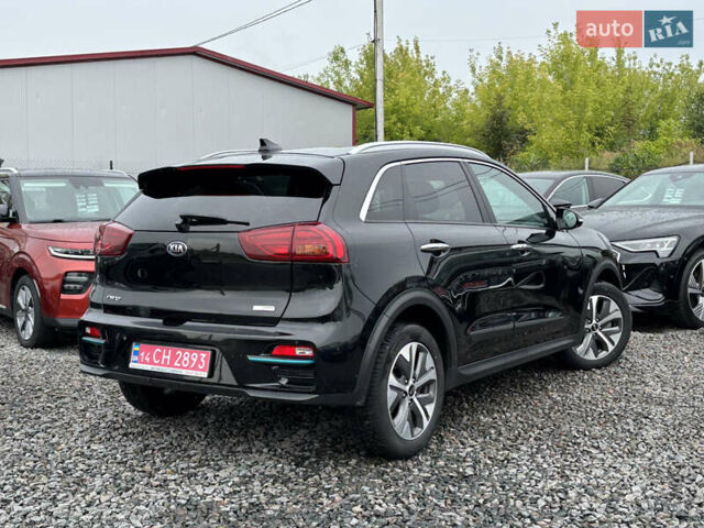 Серый Киа Niro, объемом двигателя 0 л и пробегом 88 тыс. км за 21800 $, фото 33 на Automoto.ua