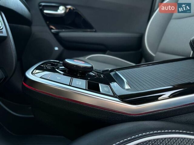 Сірий Кіа Niro, об'ємом двигуна 0 л та пробігом 37 тис. км за 23600 $, фото 73 на Automoto.ua