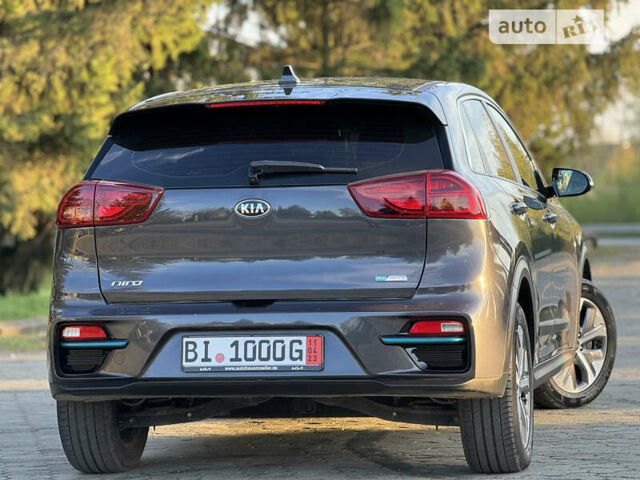 Сірий Кіа Niro, об'ємом двигуна 0 л та пробігом 54 тис. км за 18300 $, фото 12 на Automoto.ua