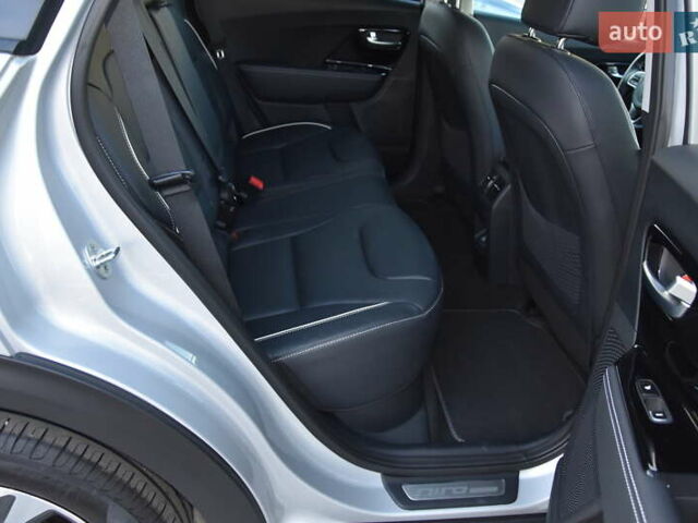 Серый Киа Niro, объемом двигателя 0 л и пробегом 23 тыс. км за 24590 $, фото 35 на Automoto.ua
