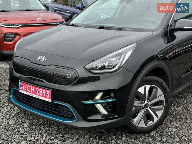 Серый Киа Niro, объемом двигателя 0 л и пробегом 88 тыс. км за 21800 $, фото 5 на Automoto.ua