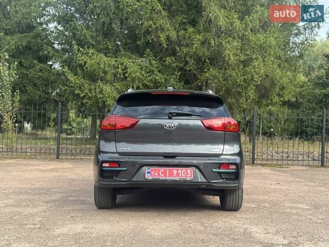 Сірий Кіа Niro, об'ємом двигуна 0 л та пробігом 99 тис. км за 18450 $, фото 19 на Automoto.ua