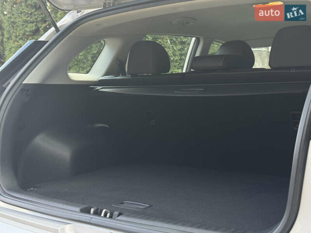 Сірий Кіа Niro, об'ємом двигуна 0 л та пробігом 141 тис. км за 17799 $, фото 16 на Automoto.ua