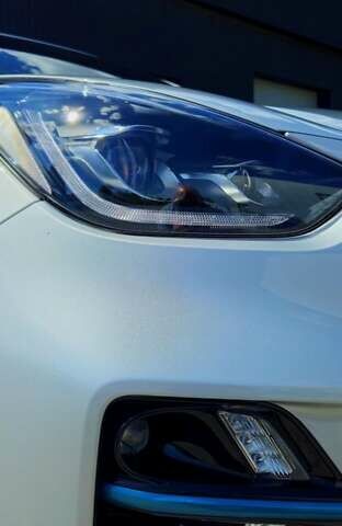 Серый Киа Niro, объемом двигателя 0 л и пробегом 32 тыс. км за 23500 $, фото 19 на Automoto.ua