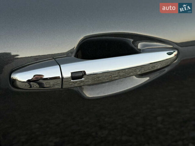 Серый Киа Niro, объемом двигателя 0 л и пробегом 82 тыс. км за 22900 $, фото 28 на Automoto.ua