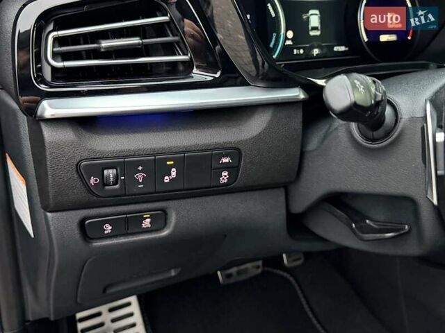 Серый Киа Niro, объемом двигателя 0 л и пробегом 47 тыс. км за 23890 $, фото 12 на Automoto.ua