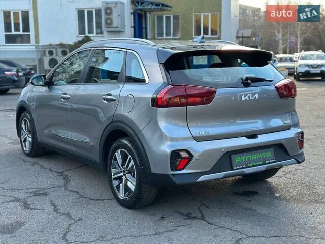 Серый Киа Niro, объемом двигателя 1.6 л и пробегом 57 тыс. км за 24900 $, фото 7 на Automoto.ua