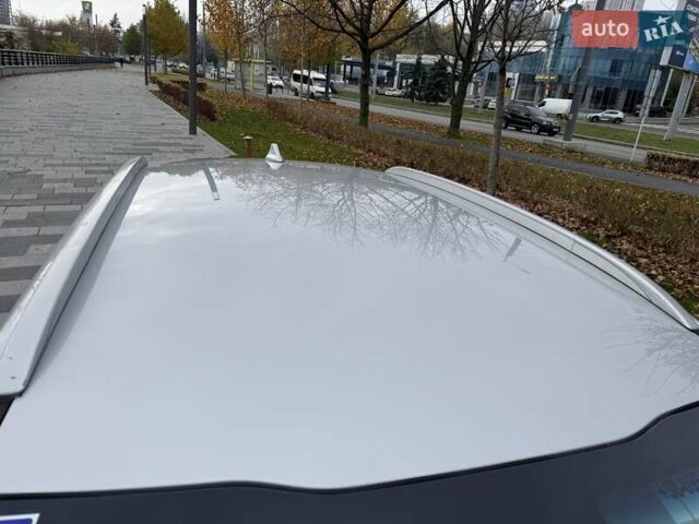 Сірий Кіа Niro, об'ємом двигуна 0 л та пробігом 101 тис. км за 19300 $, фото 10 на Automoto.ua