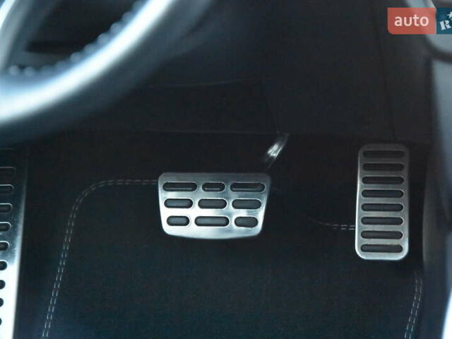 Серый Киа Niro, объемом двигателя 0 л и пробегом 23 тыс. км за 24590 $, фото 24 на Automoto.ua