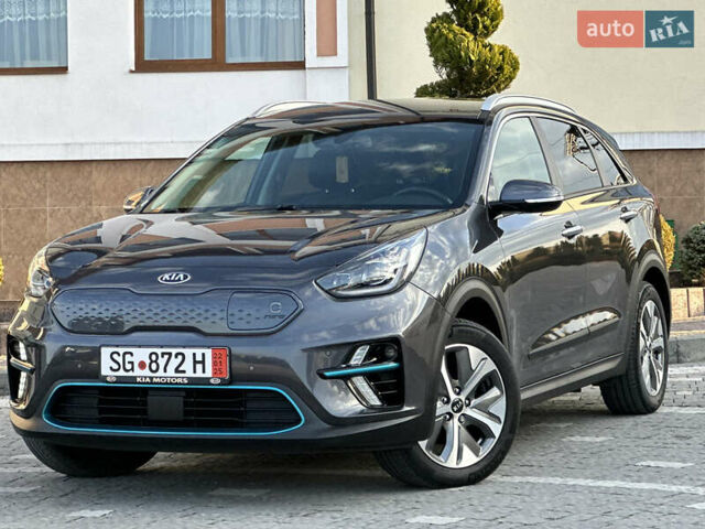 Серый Киа Niro, объемом двигателя 0 л и пробегом 38 тыс. км за 19999 $, фото 16 на Automoto.ua