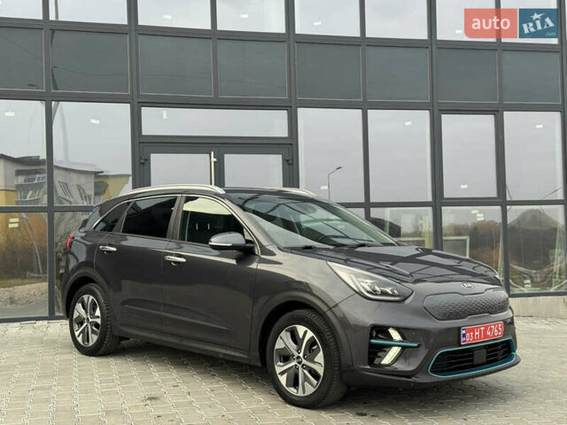 Серый Киа Niro, объемом двигателя 0 л и пробегом 147 тыс. км за 18450 $, фото 12 на Automoto.ua