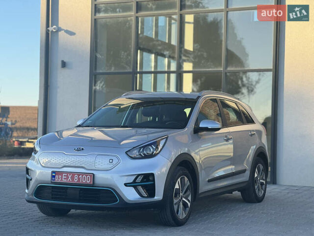 Серый Киа Niro, объемом двигателя 0 л и пробегом 139 тыс. км за 17999 $, фото 7 на Automoto.ua