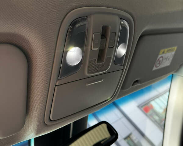 Серый Киа Niro, объемом двигателя 0 л и пробегом 86 тыс. км за 23400 $, фото 45 на Automoto.ua