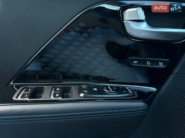 Серый Киа Niro, объемом двигателя 0 л и пробегом 97 тыс. км за 22200 $, фото 34 на Automoto.ua