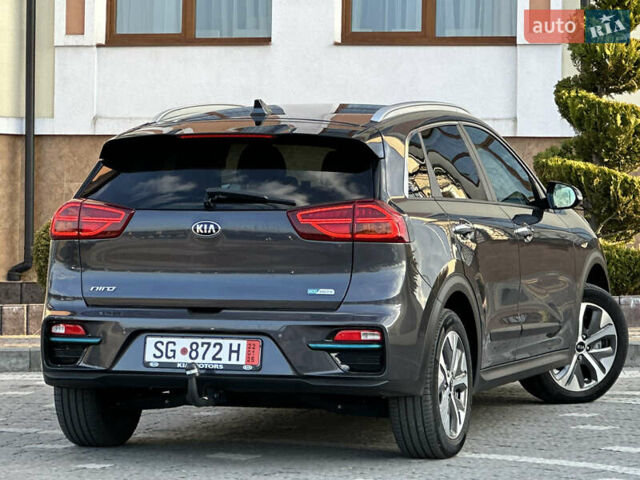 Серый Киа Niro, объемом двигателя 0 л и пробегом 38 тыс. км за 19999 $, фото 32 на Automoto.ua