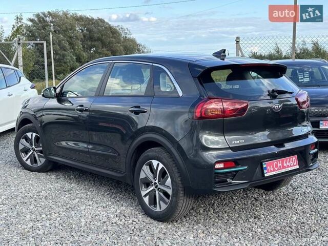 Серый Киа Niro, объемом двигателя 0 л и пробегом 52 тыс. км за 20750 $, фото 7 на Automoto.ua