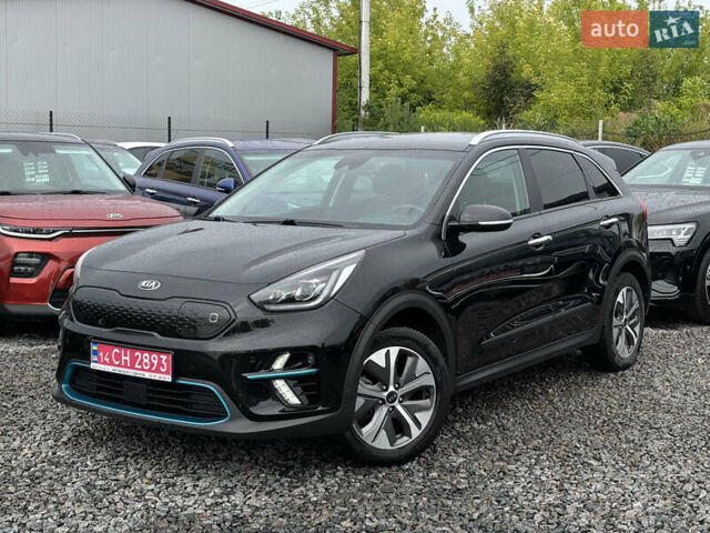 Серый Киа Niro, объемом двигателя 0 л и пробегом 88 тыс. км за 21800 $, фото 2 на Automoto.ua