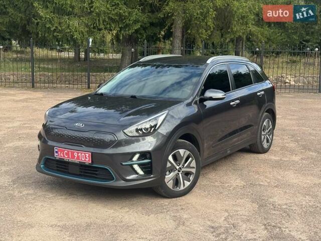 Сірий Кіа Niro, об'ємом двигуна 0 л та пробігом 99 тис. км за 18450 $, фото 5 на Automoto.ua