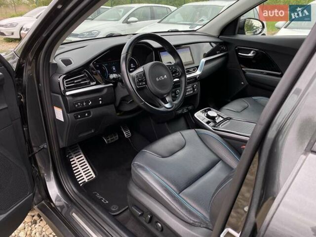 Сірий Кіа Niro, об'ємом двигуна 0 л та пробігом 86 тис. км за 23400 $, фото 30 на Automoto.ua