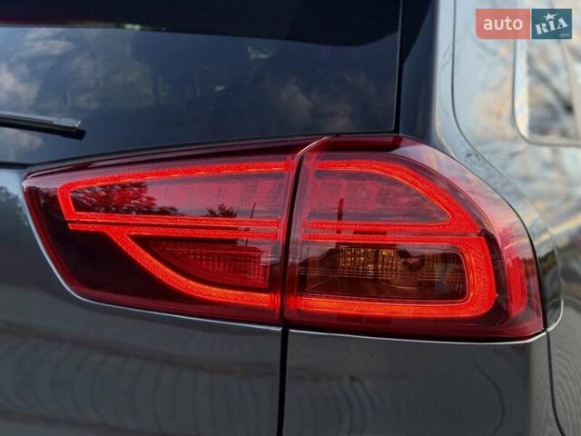 Киа Niro 2021 в Бердичеве на Automoto.ua Серый Киа Niro, объемом двигателя 0 л и пробегом 82 тыс. км за 19250 $, фото 37 на Automoto.ua