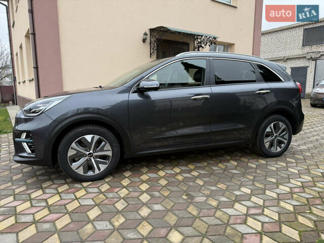 Сірий Кіа Niro, об'ємом двигуна 0 л та пробігом 50 тис. км за 22300 $, фото 12 на Automoto.ua