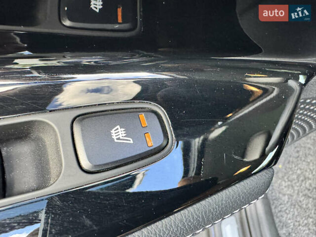 Сірий Кіа Niro, об'ємом двигуна 0 л та пробігом 138 тис. км за 19900 $, фото 18 на Automoto.ua