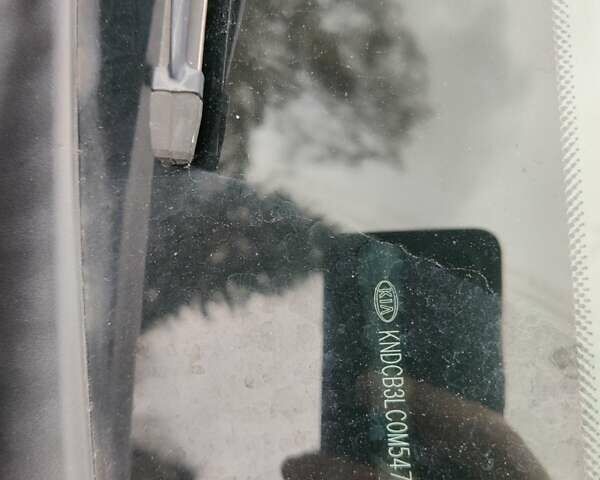 Сірий Кіа Niro, об'ємом двигуна 1.58 л та пробігом 115 тис. км за 19800 $, фото 27 на Automoto.ua