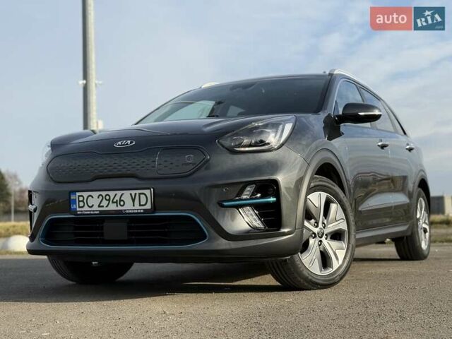 Сірий Кіа Niro, об'ємом двигуна 0 л та пробігом 88 тис. км за 21700 $, фото 3 на Automoto.ua