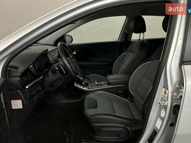 Серый Киа Niro, объемом двигателя 0 л и пробегом 39 тыс. км за 22700 $, фото 1 на Automoto.ua